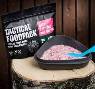 Dehydrated food Tactical Foodpack® rice porridge with raspberries
